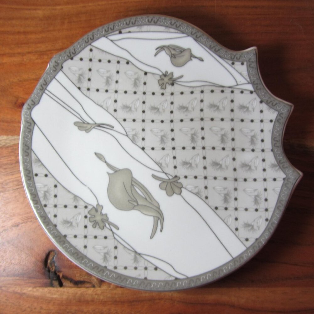 silver & white salad plate peach model japan vintage very unusual shape (W5794)